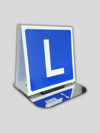 Emblemat L-ka z podstawą magnetyczną - niezabudowany