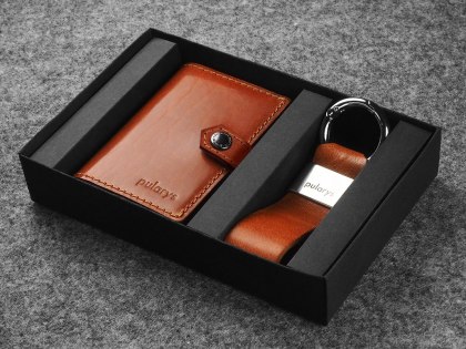 Portfel HIKER w zestawie z brelokiem